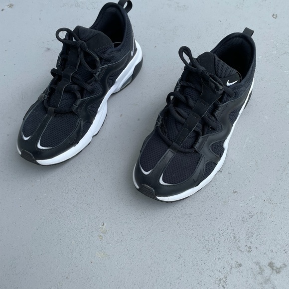 Nike Air Max Graviton for sale. - Picture 5 of 7